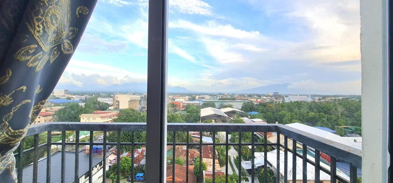 913Cityscape Located At City Center Bacolod Exterior foto