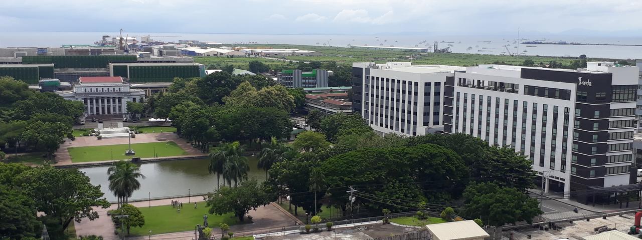 913Cityscape Located At City Center Bacolod Exterior foto